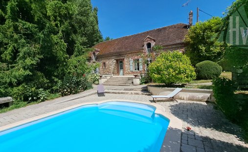 House in Bray-sur-Seine, Ile-de-France, France 1