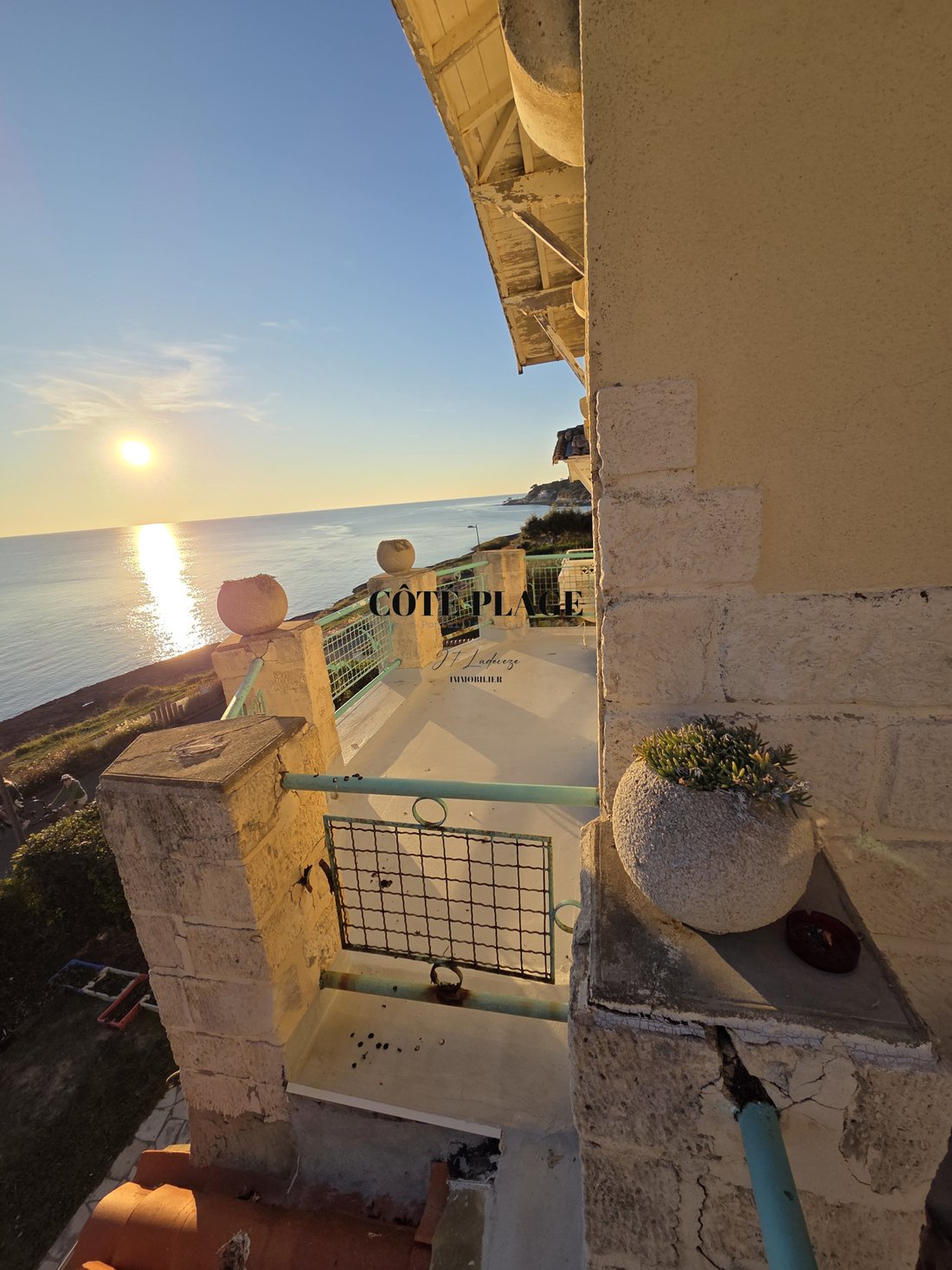 Villa in Saint-Palais-sur-Mer, Nouvelle-Aquitaine, France 1 - 18189273