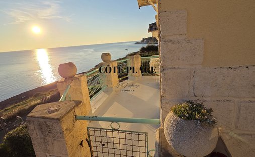 Villa in Saint-Palais-sur-Mer, Nouvelle-Aquitaine, France 1