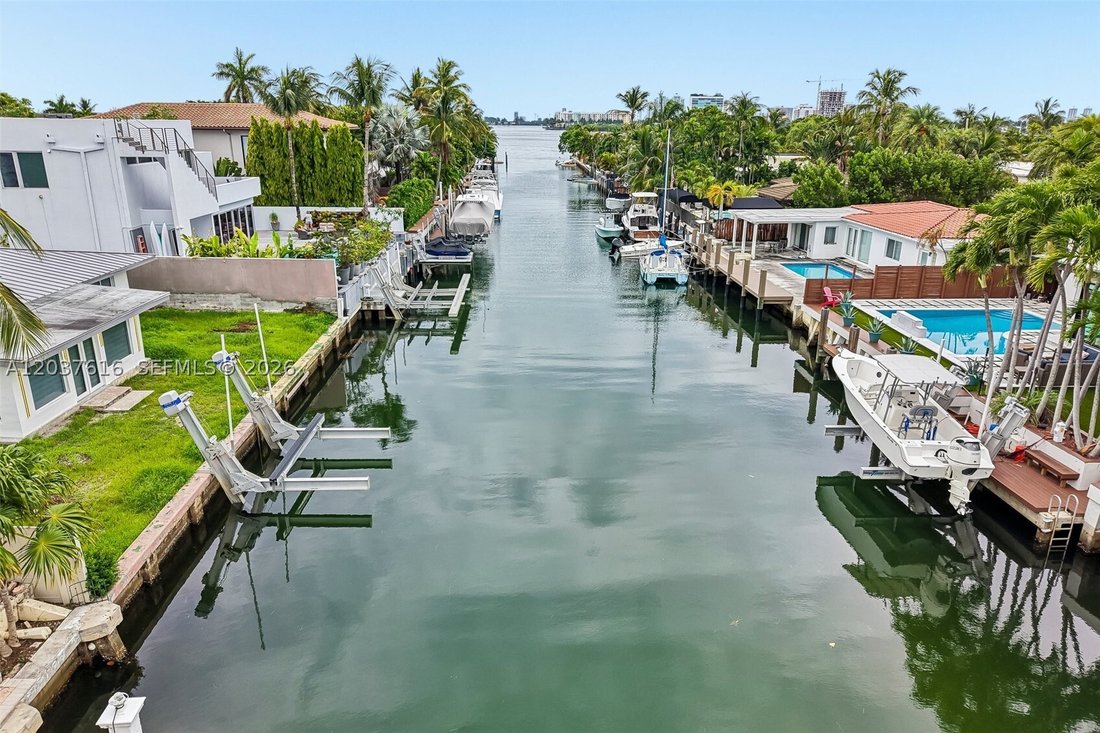 House in Miami, Florida, United States 4 - 18193486