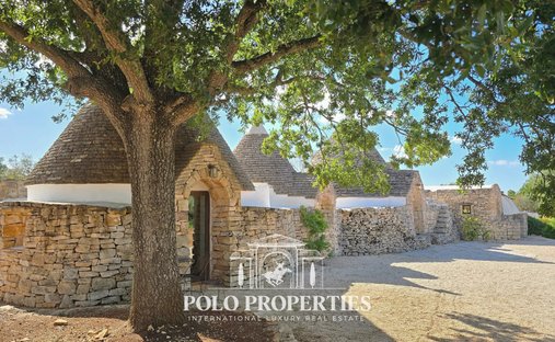 Villa in Ceglie Messapica, Apulia, Italy 1