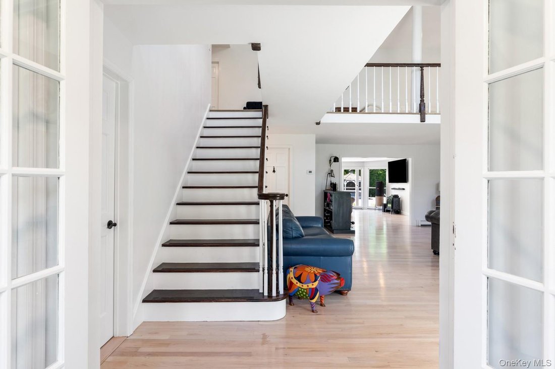 House in Westhampton, New York, United States 3 - 16979433