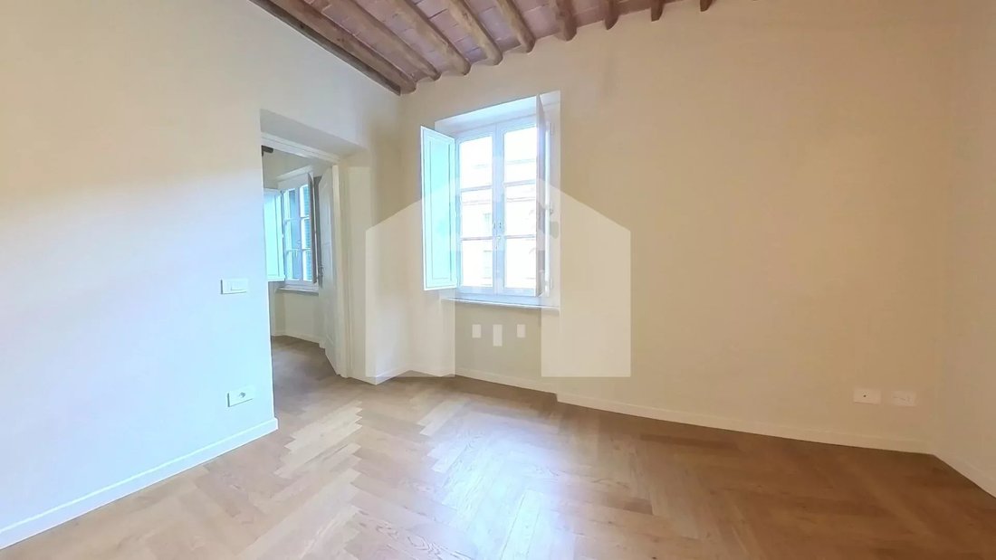 Apartment in Historic Center, Lucca, Tuscany 2 - 18188647