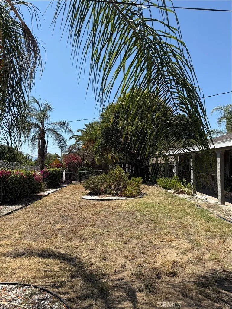 House in Chino, California, United States 4 - 18189040