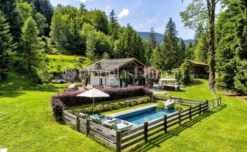 Chalet in Les Houches, Auvergne-Rhone-Alpen, Frankreich 1