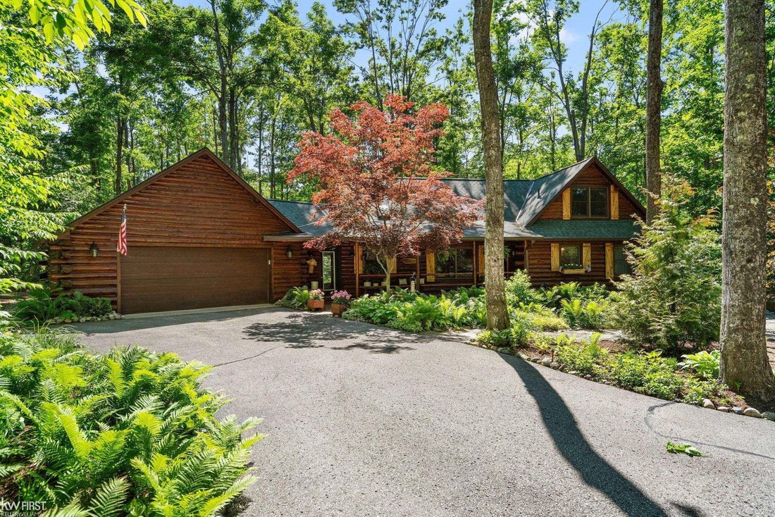 House in Wequetonsing, Michigan, United States 1 - 18193603