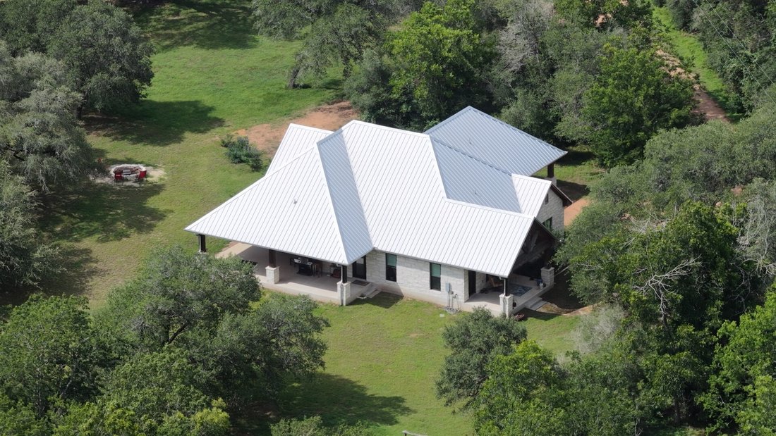 Farm Ranch in La Grange, Texas, United States 2 - 16410155
