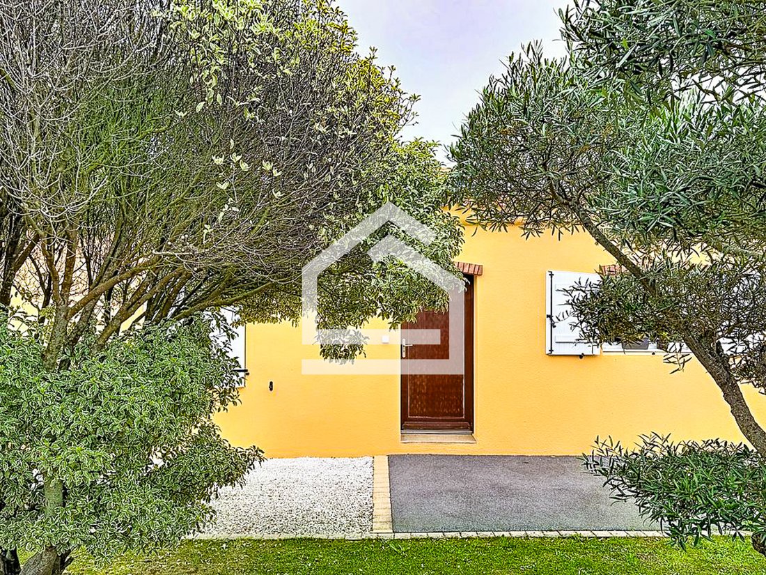 Villa in Prefailles, Pays de la Loire, France 1 - 18192820