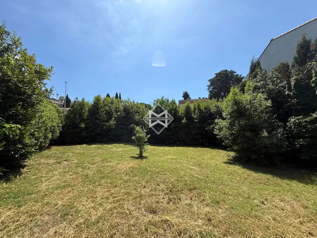 Land in Aubanel, Le Cannet, France 1 - 18190359