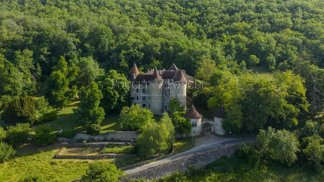 Castle in Zone Rurale, Figeac, France 1 - 18190227