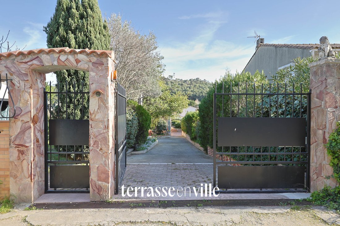 House in Le Rove, Provence-Alpes-Côte d'Azur, France 1 - 18194701
