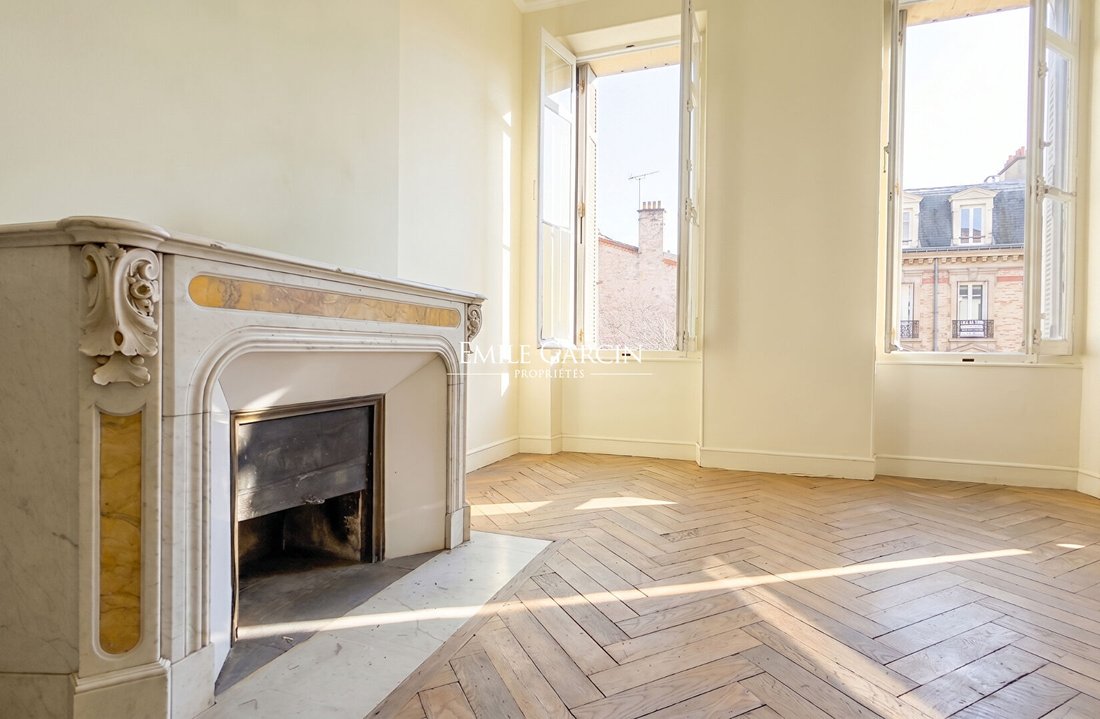 Apartment in Castellane, 6e Arrondissement, Marseille 4 - 17361574