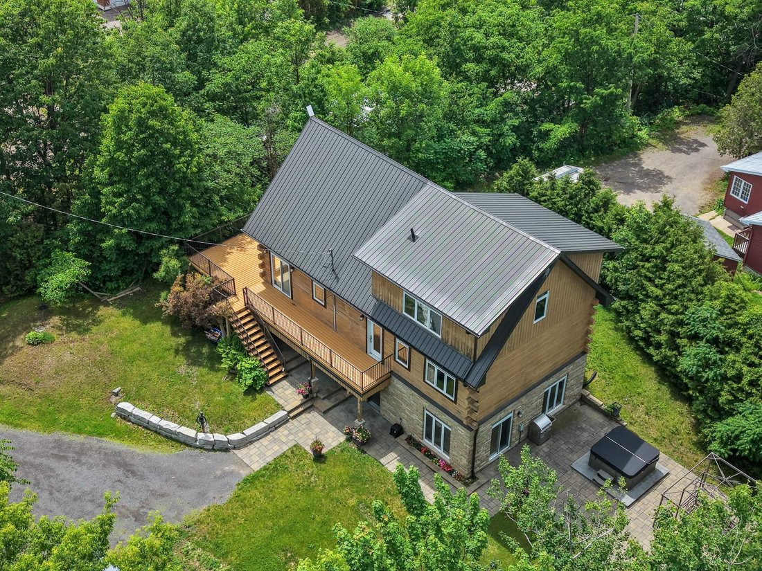 House in Pontiac, Quebec, Canada 2 - 17989170