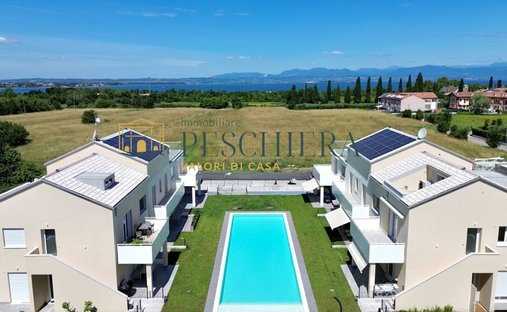 Appartamento a Castelnuovo del Garda, Veneto, Italia 1