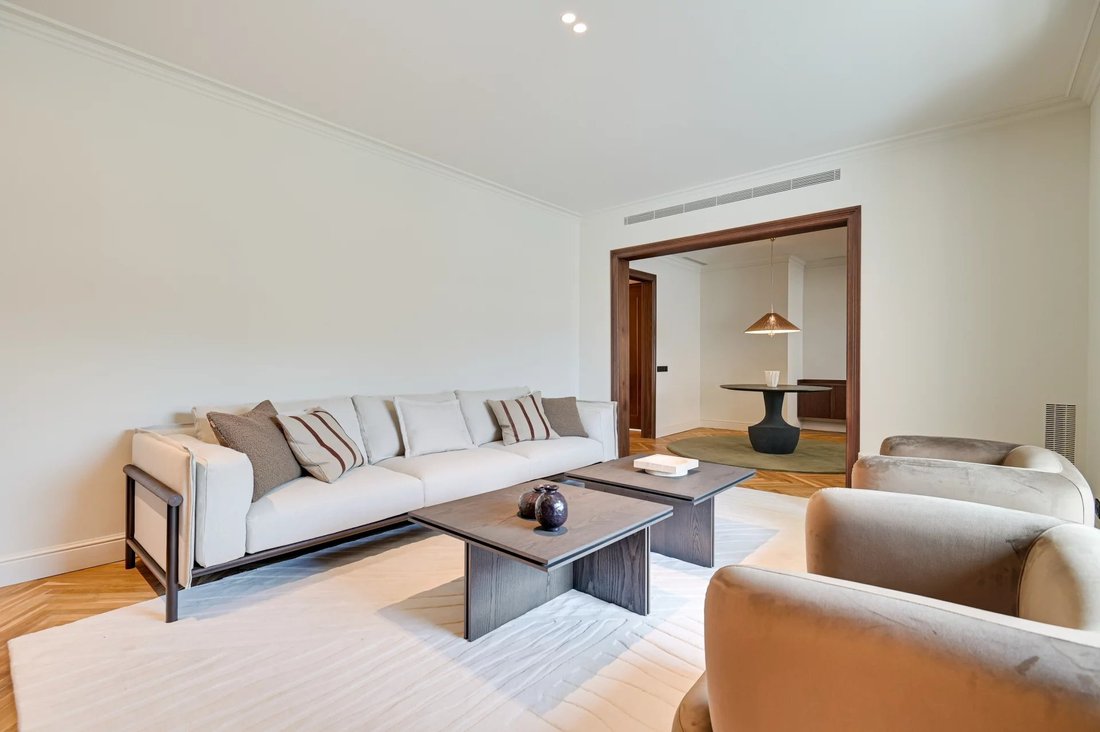 Apartment in Sarrià-Sant Gervasi, Barcelona, Spain 4 - 18190426