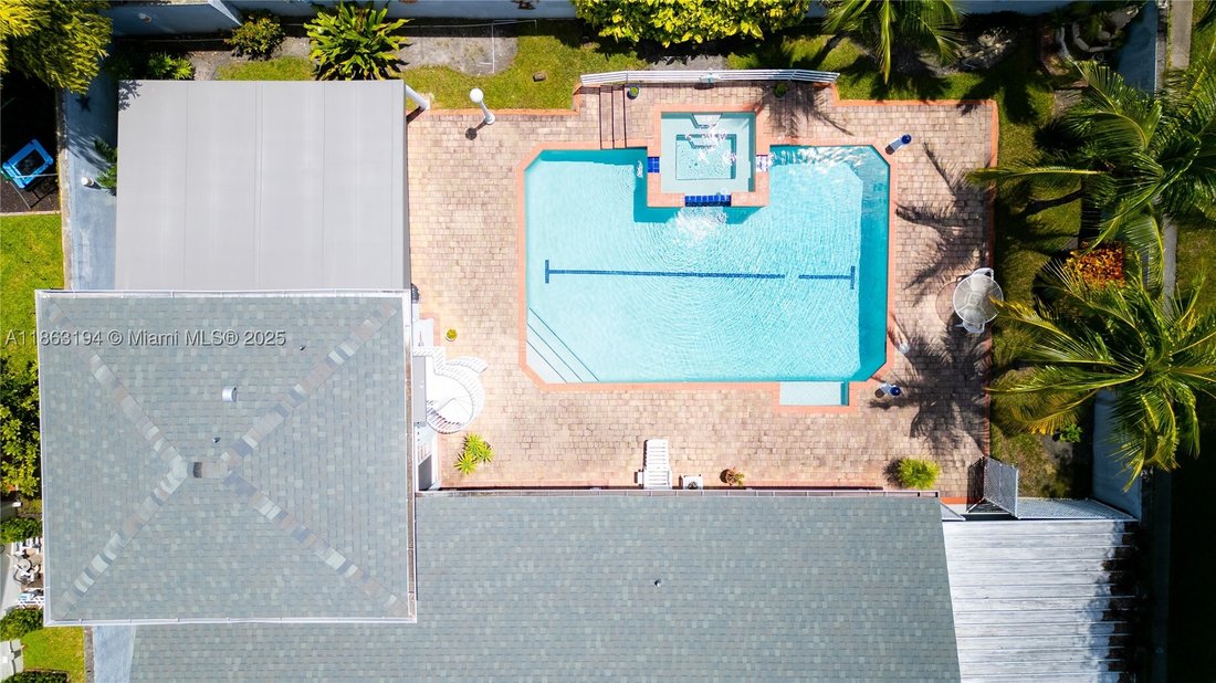 House in Miami, Florida, United States 4 - 17205293