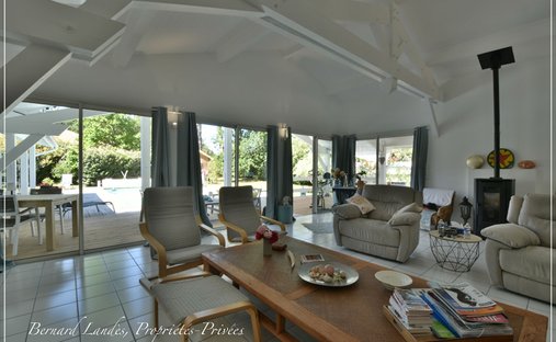 Villa in Vielle-Saint-Girons, Nouvelle-Aquitaine, France 1