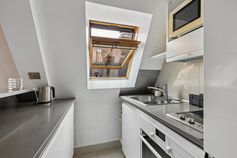 Apartment in Parc Monceau, Paris 8e Arrondissement, Paris 5 - 18190077