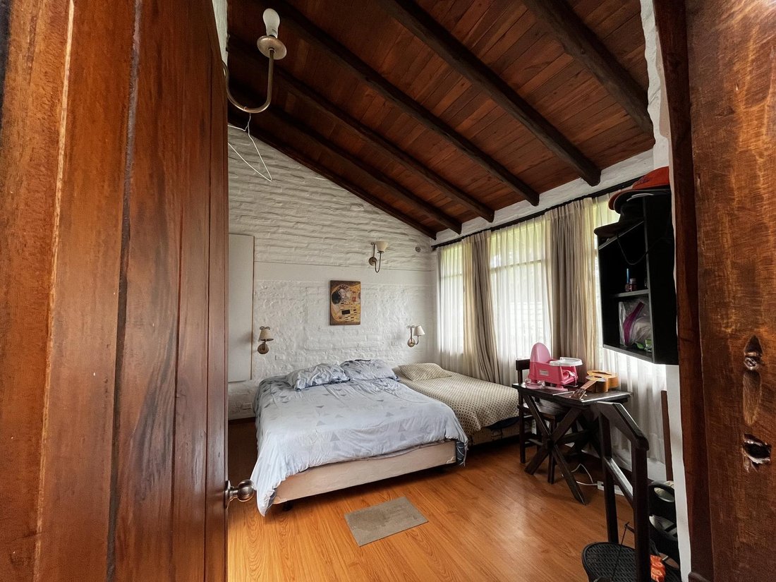 House in Quito, Pichincha, Ecuador 4 - 18190645