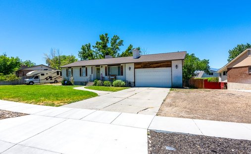 House in Sandy, Utah, United States 1