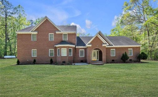 House in Zuni, Virginia, United States 1