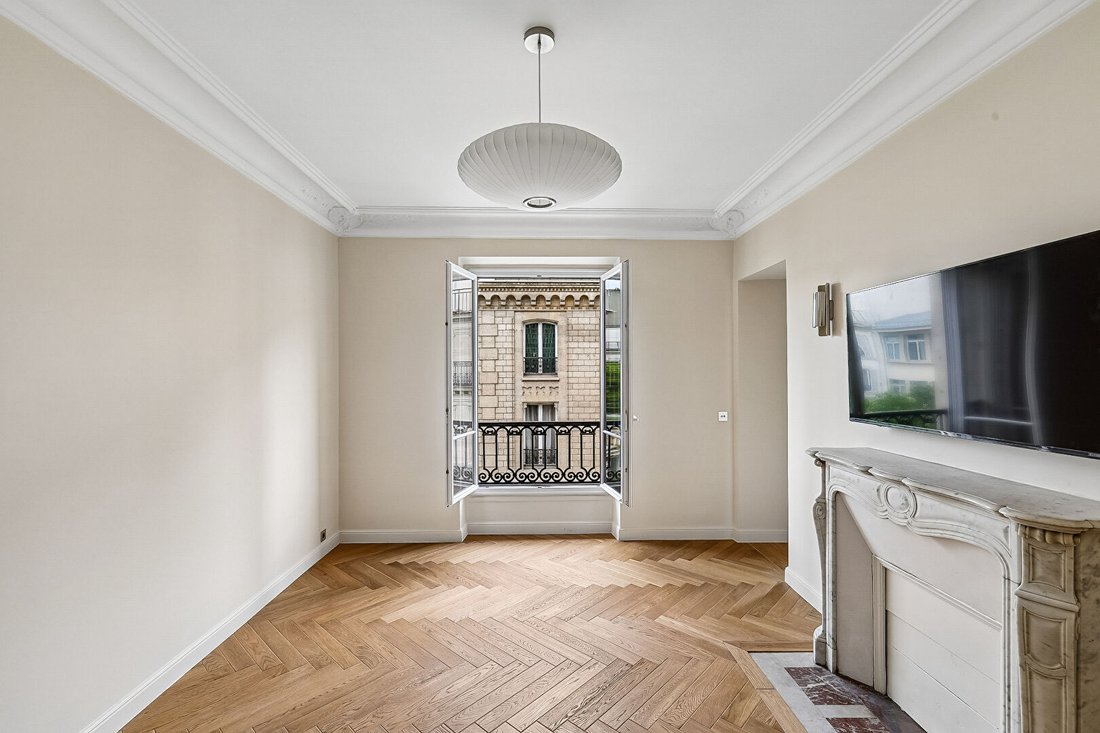 Apartment in Grange Aux Belles-Terrage, Paris 10e Arrondissement, Paris 5 - 18189422