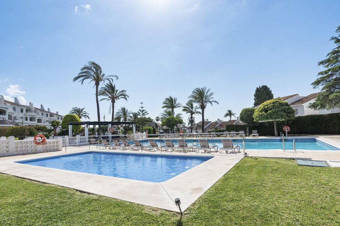 Apartment in Puerto Banus, Marbella, Spain 5 - 18188834