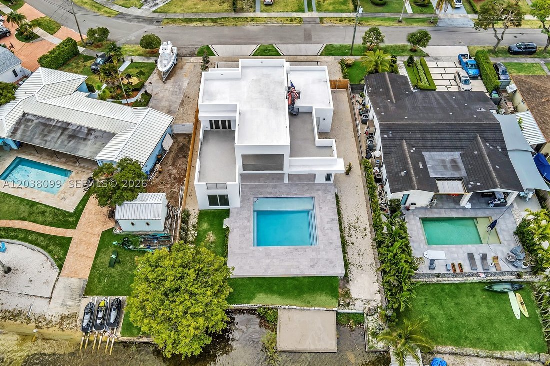 Maison à Miami, Floride, États-Unis 3 - 18193477