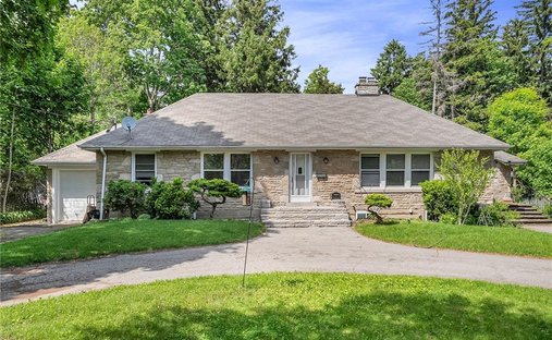 House in Mississauga, Ontario, Canada 1