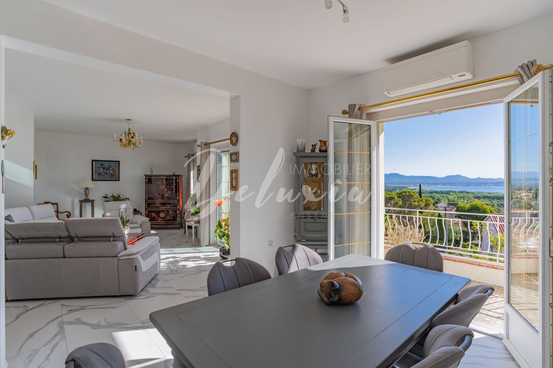 House in Frejus, Provence-Alpes-Côte d'Azur, France 5 - 18189442