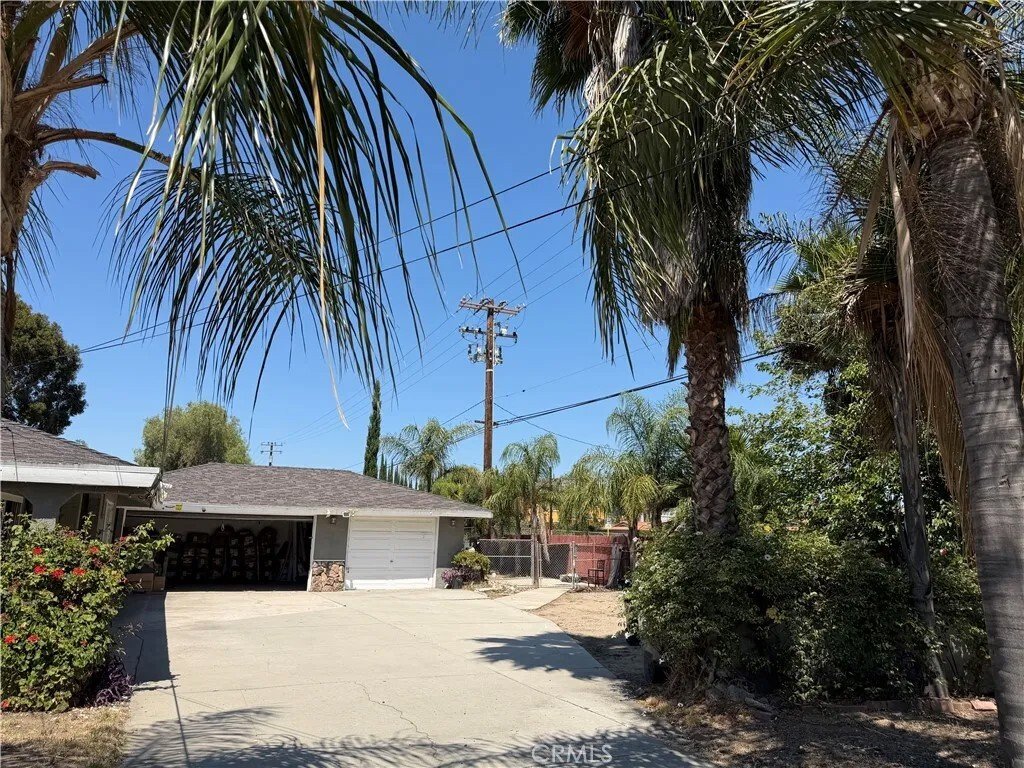 House in Chino, California, United States 5 - 18189040
