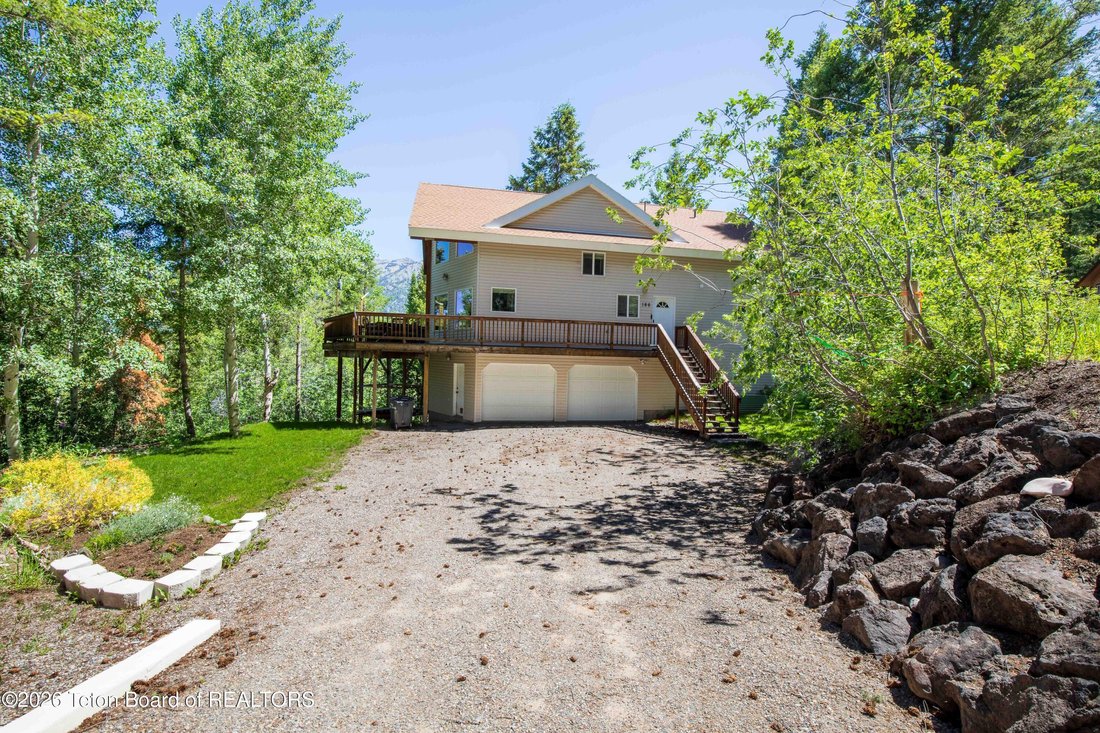 House in Alpine, Wyoming, United States 1 - 18194395