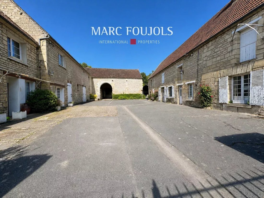 House in Chantilly, Hauts-de-France, France 1 - 18190112