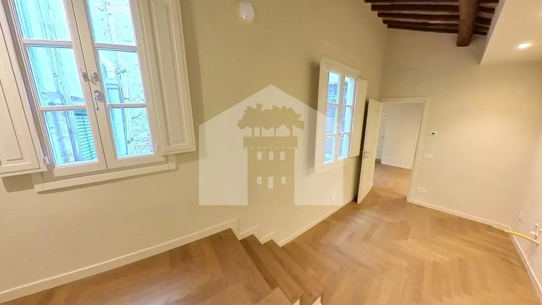 Apartment in Historic Center, Lucca, Tuscany 5 - 18188647