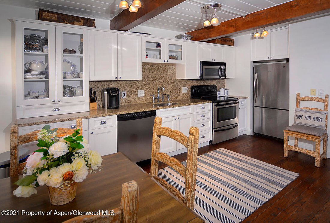 Condo in Aspen, Colorado, United States 4 - 18188395