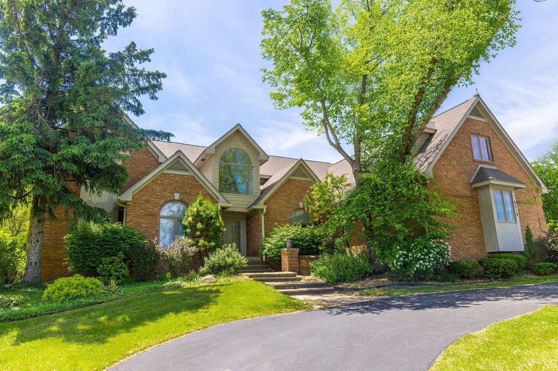 House in Orchard Lake Village, Michigan, United States 1 - 18189684
