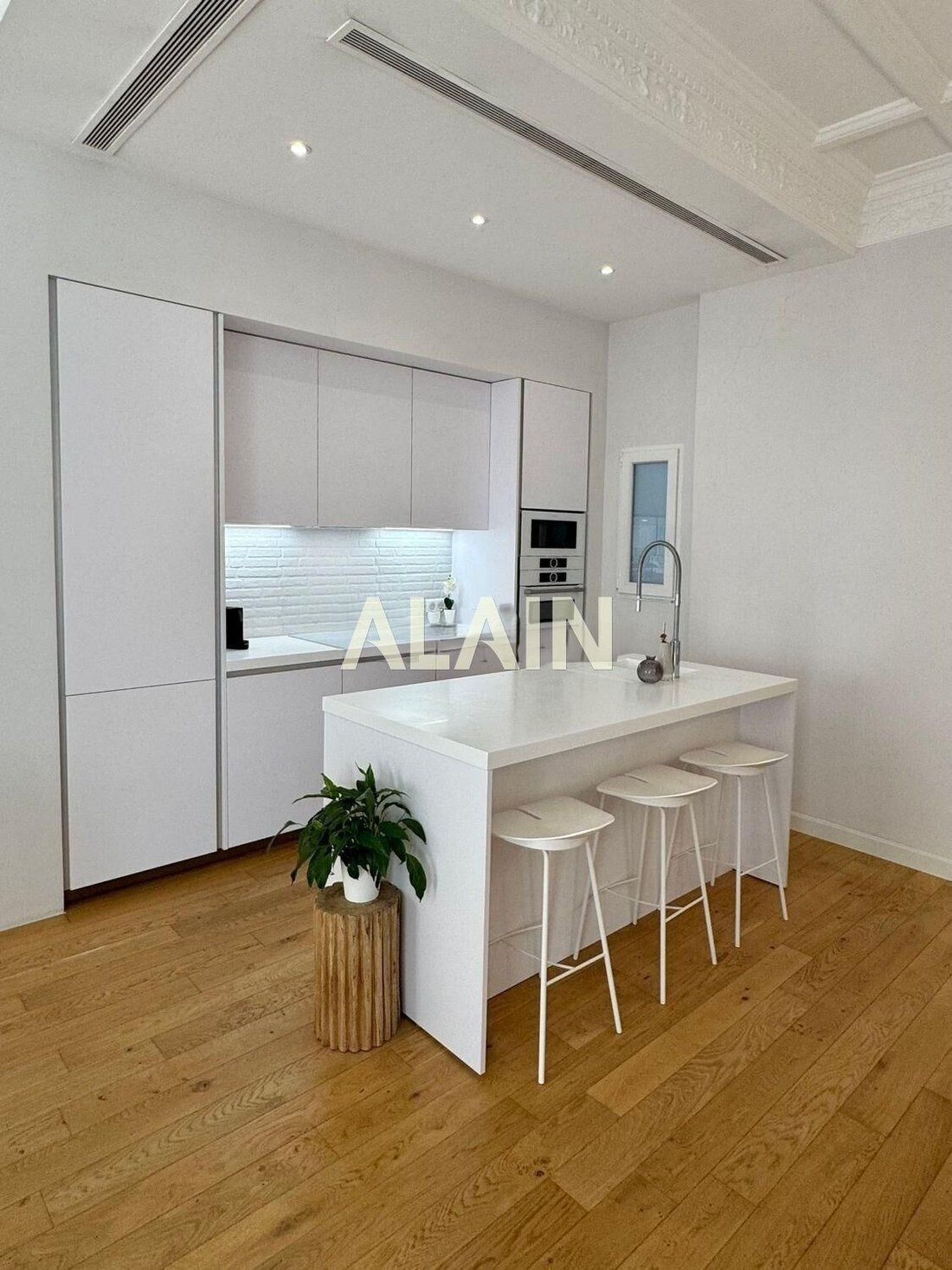 Apartment in l'Eixample, Valencia, Spain 3 - 18191234