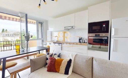 Apartment in Plateau-Grèves-Europe-Gare du Stade-Fossés Jean, Colombes, France 1