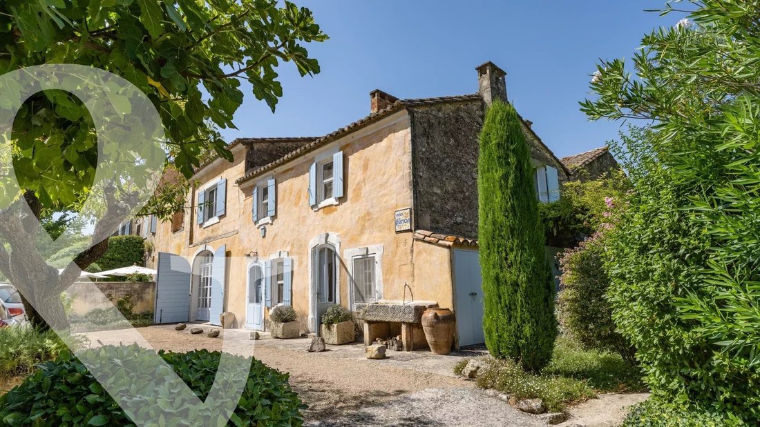 House in Paradou, Provence-Alpes-Côte d'Azur, France 1 - 18190469