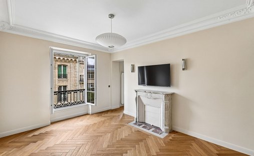 Apartment in Montorgueil-Saint Denis, Paris 2e Arrondissement, Paris 1