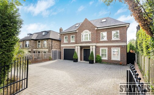 House in Barnet, England 1