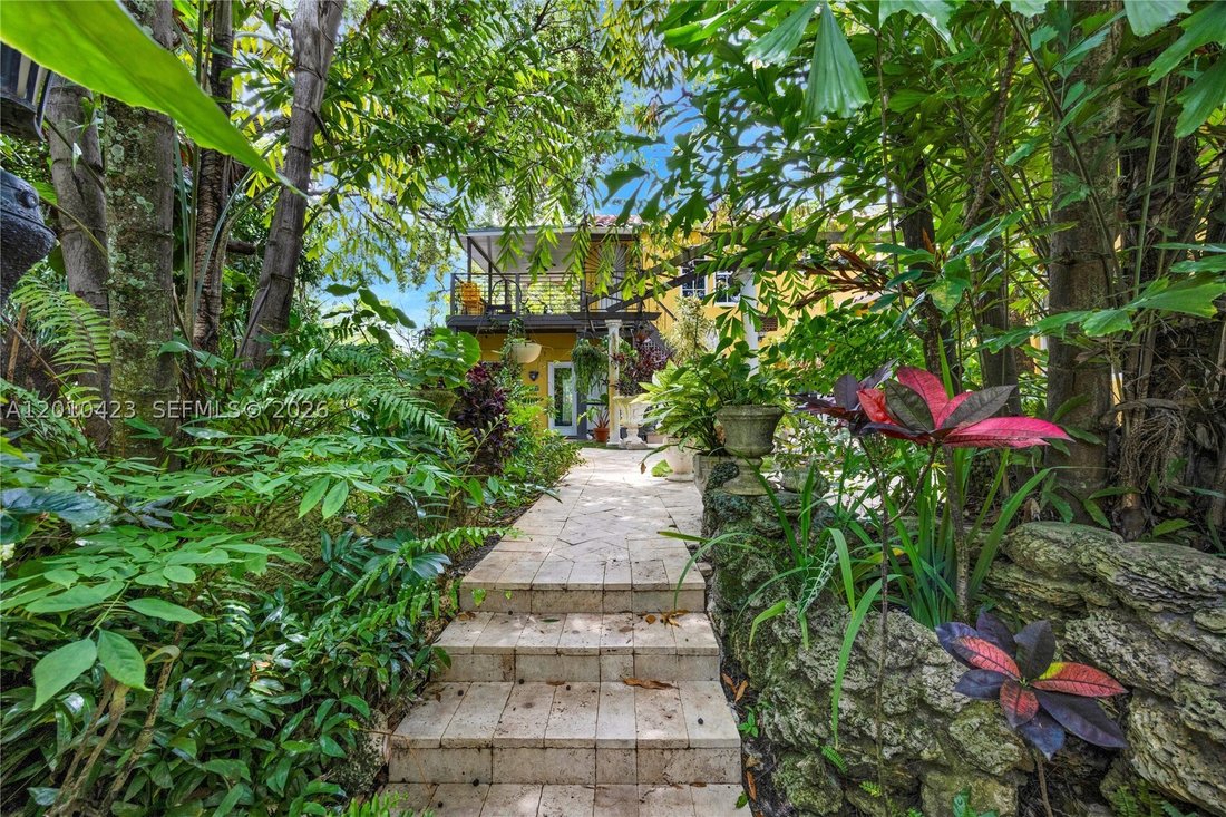 House in Miami, Florida, United States 4 - 18001005