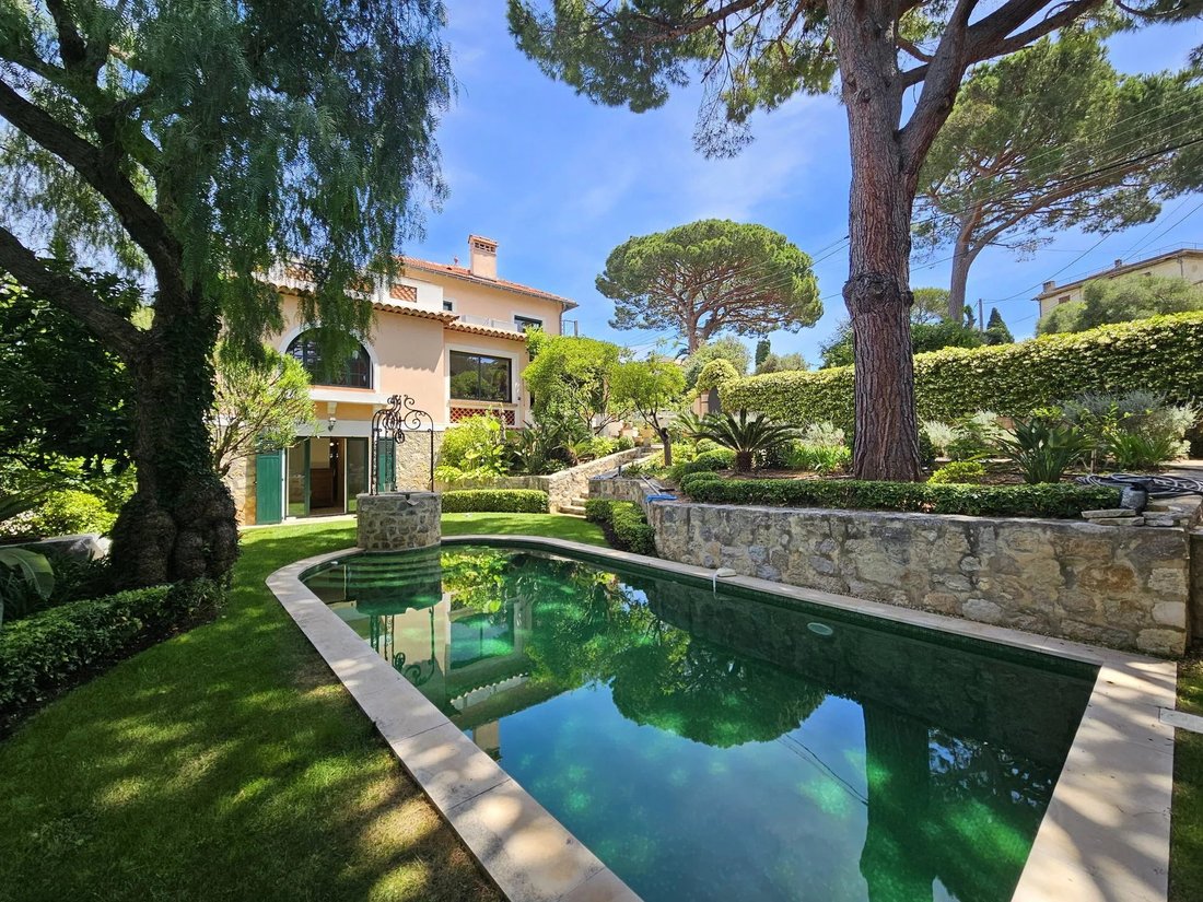 Villa in Juan les Pins-Gallice, Antibes, France 1 - 18188113
