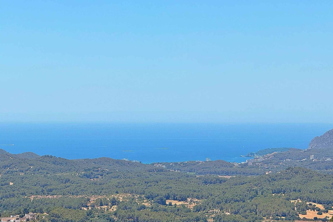 Land in Calvia, Balearic Islands, Spain 2 - 18191342