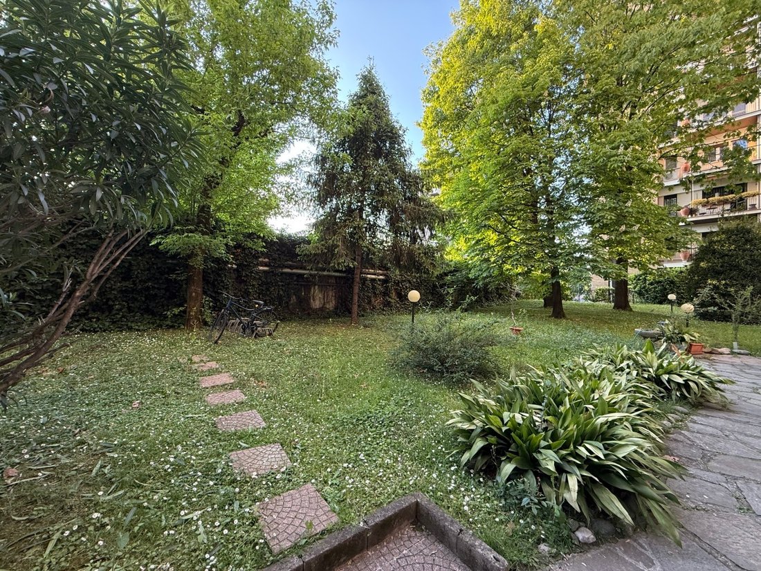Apartment in Rondò-Torretta, Sesto San Giovanni, Lombardy 5 - 18193127