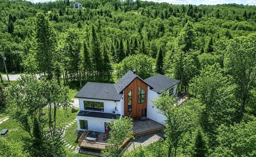 Maison à La Conception, Québec, Canada 1