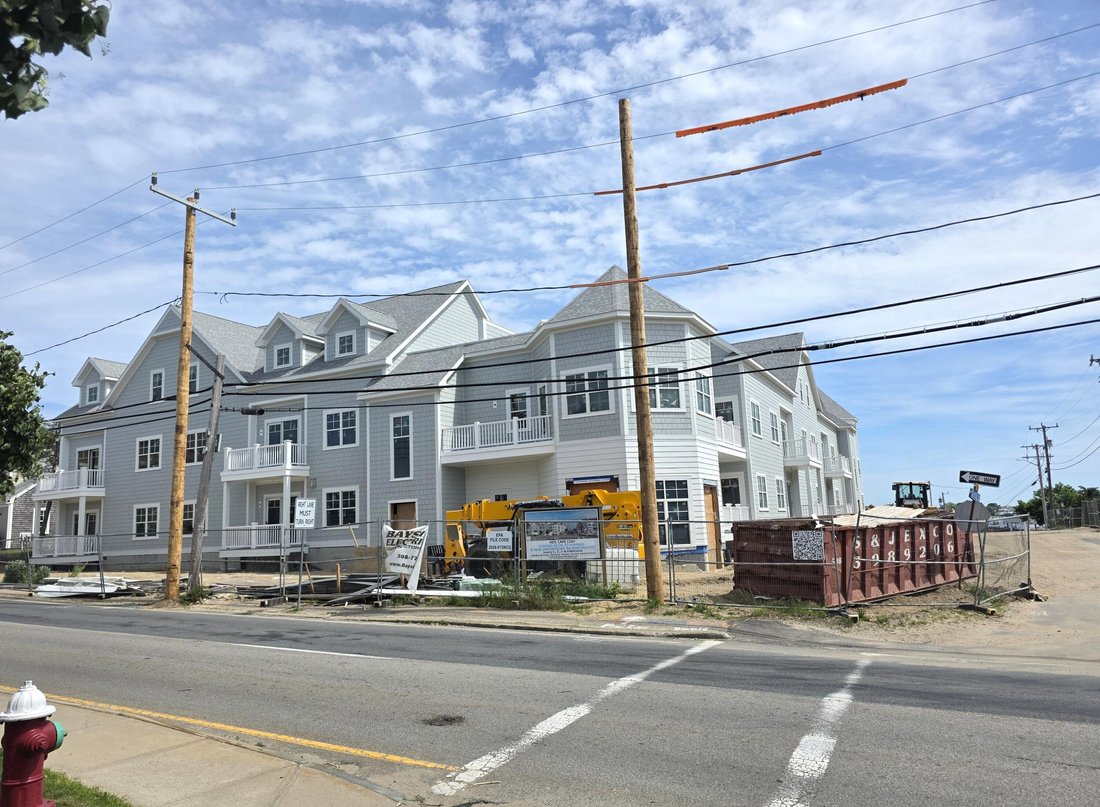 Townhouse in Barnstable, Massachusetts, United States 3 - 18188392