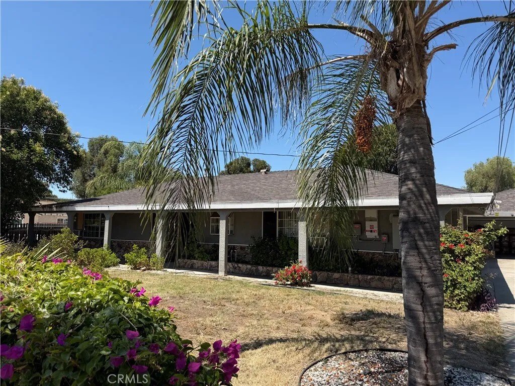 House in Chino, California, United States 1 - 18189040