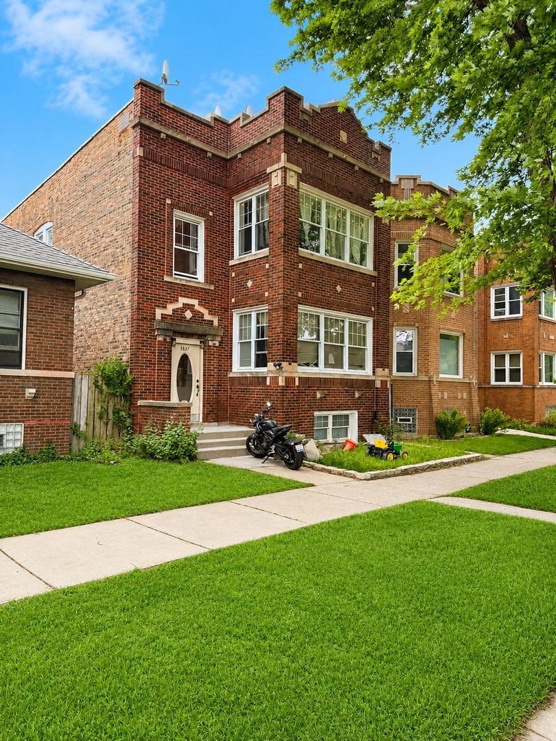 Chicago, Illinois, United States 3 - 18189094