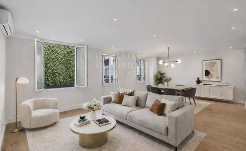 Apartment in Parchamp–Albert Kahn, Boulogne-Billancourt, France 1